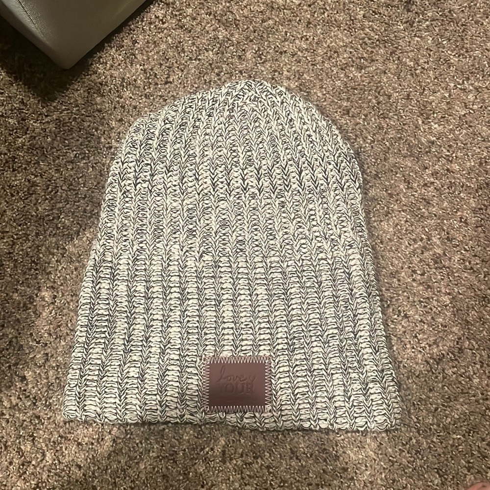 Love Your Melon beanie, one size, white&black